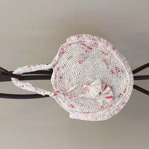 Capri Circle bag made from plarn red/white